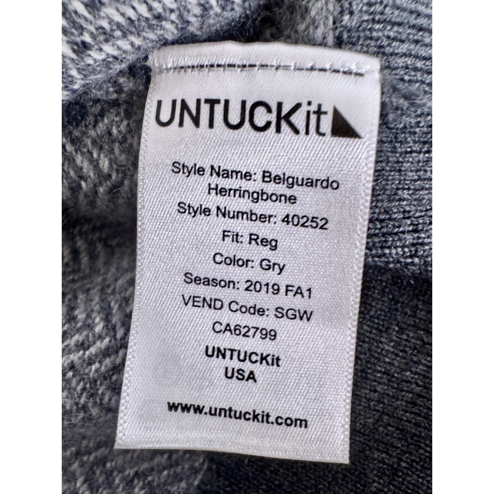 Untuckit Sweater Men's Large Gray Herringbone Preppy GrandpaCore Business Casual - Picture 5 of 10